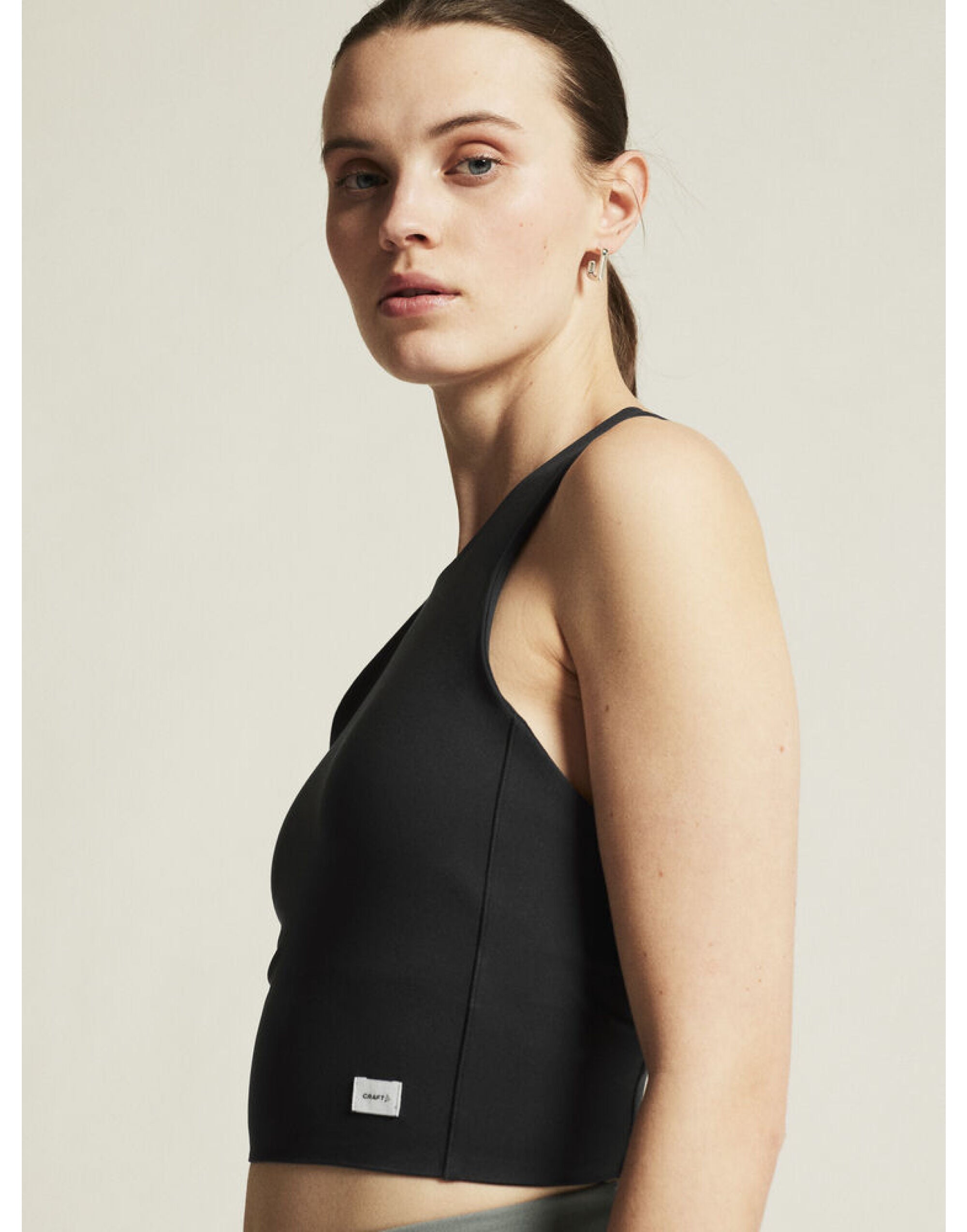 Craft Collective Cropped Singlet